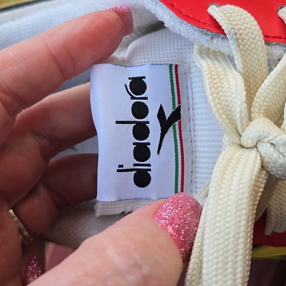 Diadora MAGIC ICONA Red and Cream Sneakers MENS US 12 - Picture 5 of 8